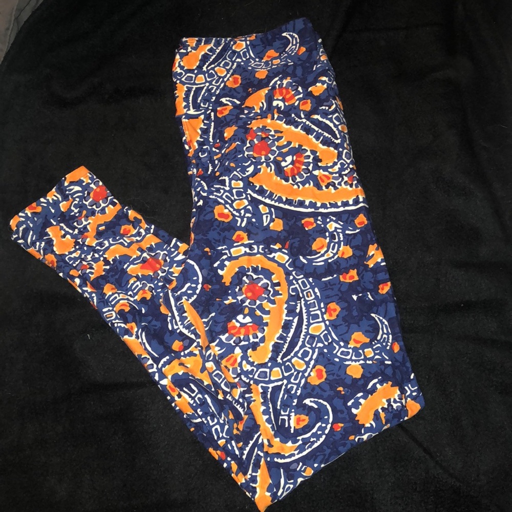 Lula Roe T&C leggings